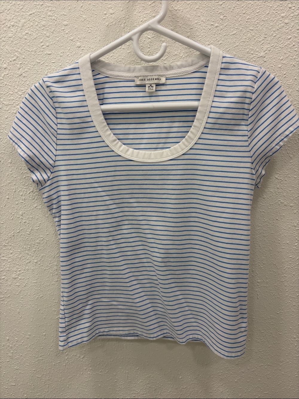 Free Assembly Women's White Tee with Light Blue Stripes Scoop Neck
